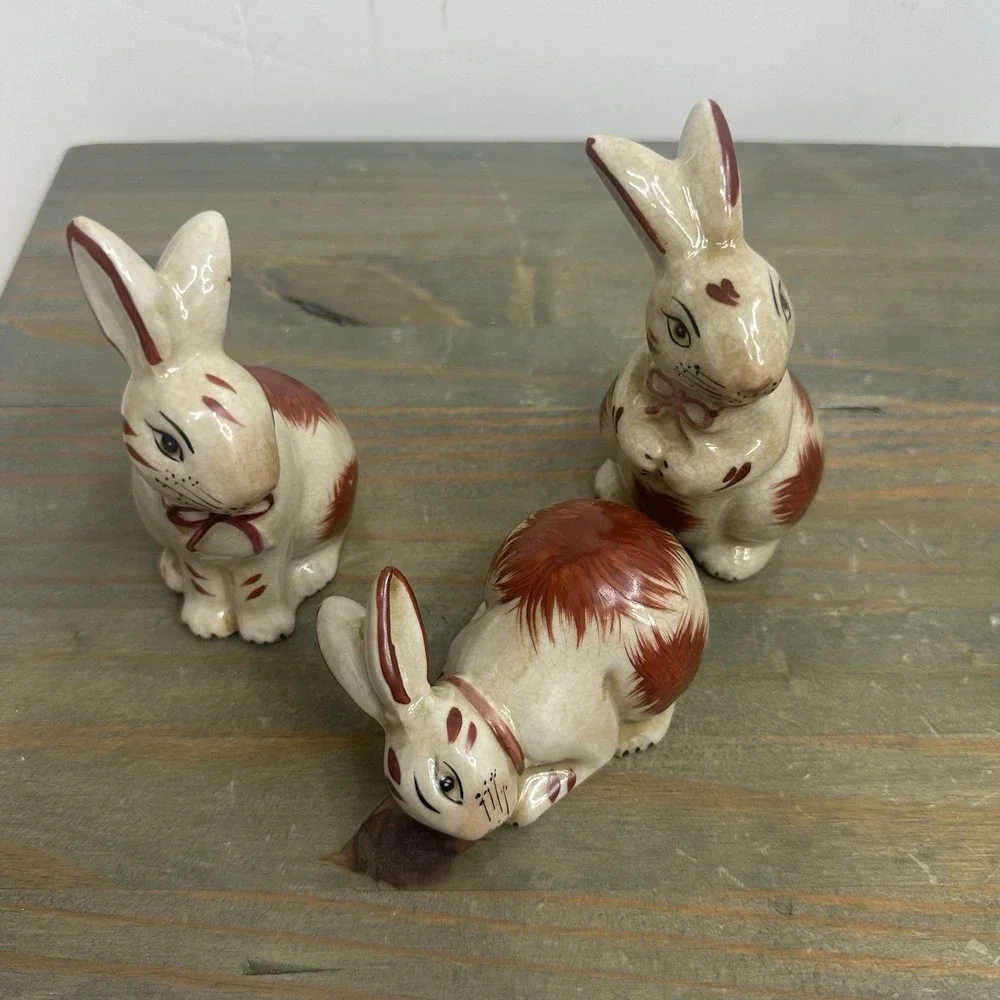 Lot Of 3 Staffordshire Style Bunny Rabbit Small Porcelain Figurine 3-4